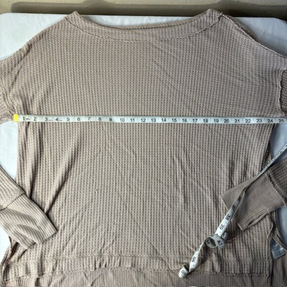 We the Free North Shore Oversized Waffle Sand Knit Tunic with Thumb Holes Size M - Picture 6 of 11